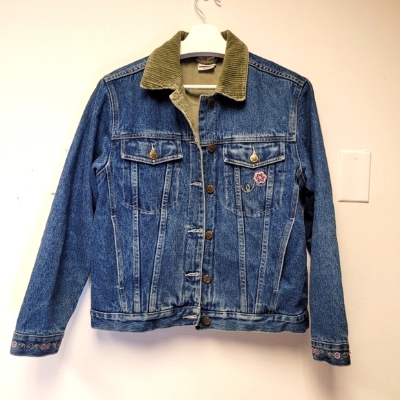 Disney Store Vintage Winnie The Pooh Denim Corduroy Collar Jacket Size S - Picture 3 of 16